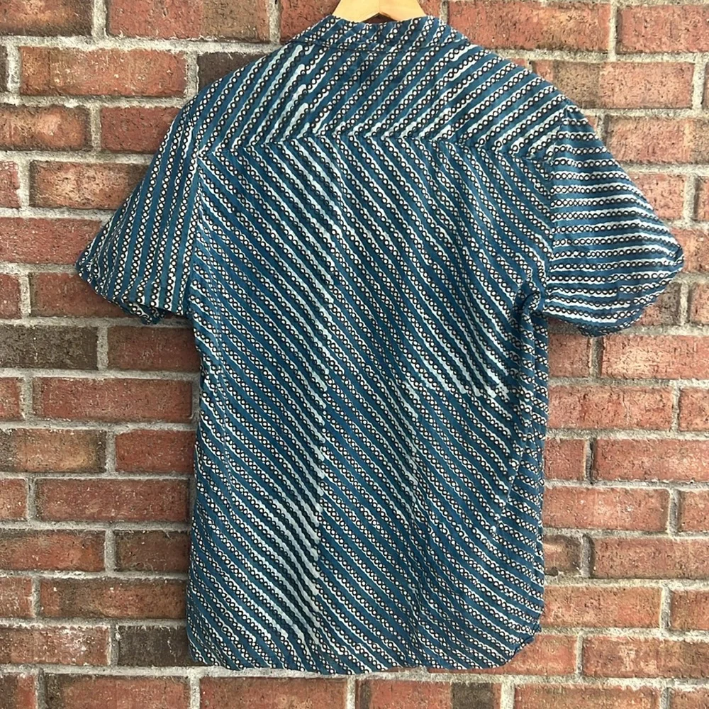 Anokhi Blue Indian resist geometric stripe Men's size L Shirt - Picture 7 of 7